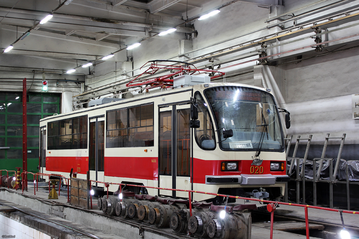 Yekaterinburg, 71-405 Br. 020