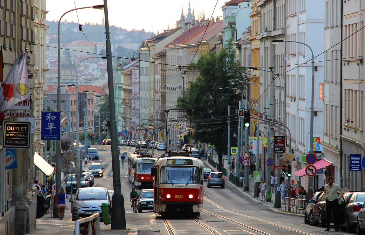 Прага, Tatra T3R.P № 8235