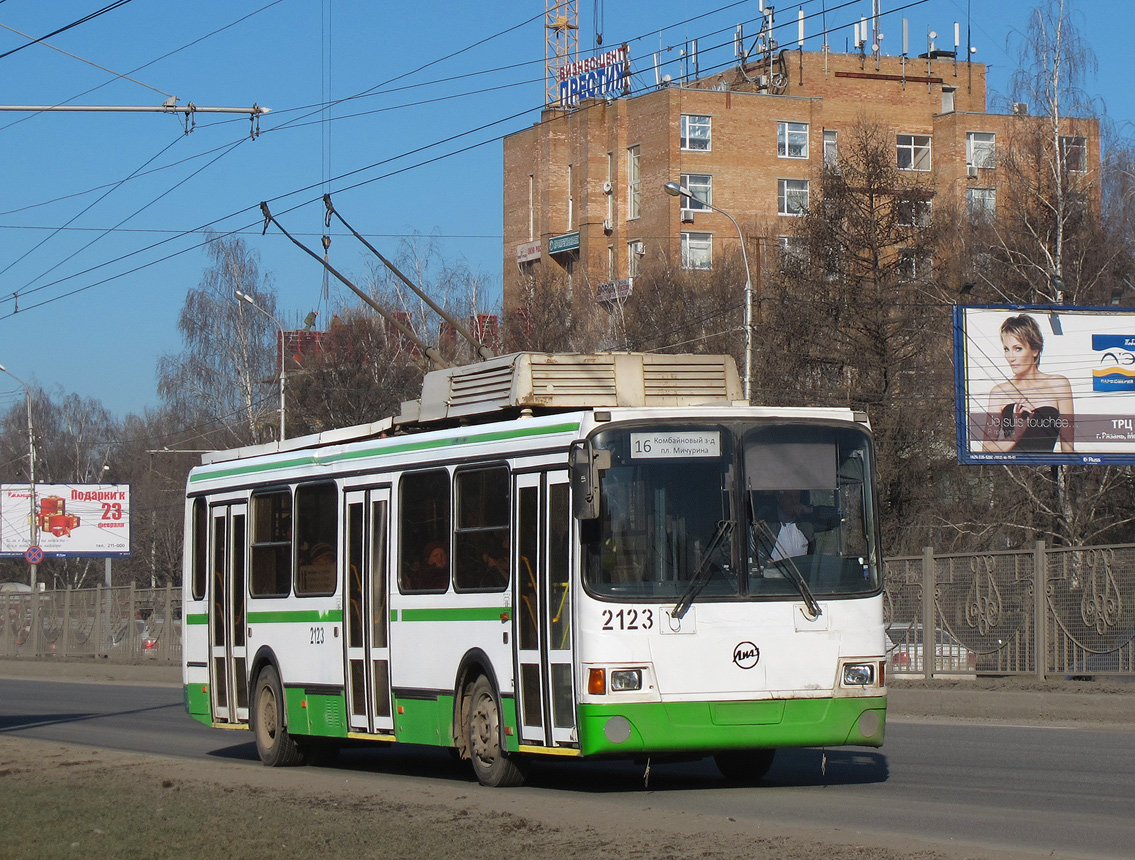 Рязань, ЛиАЗ-5280 № 2123