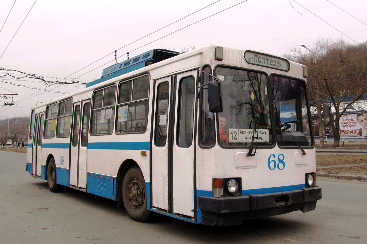 Полтава, ЮМЗ Т2 № 68