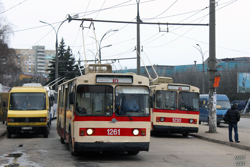 Кишинёв, ЗиУ-682В [В00] № 1261; Кишинёв, ЗиУ-682В № 1230