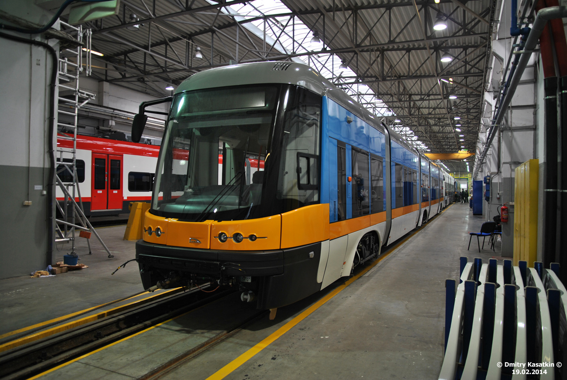 София, PESA Swing 122NaSF № 2311; София — Доставка на нови мотриси PESA 122NaSF Swing — ноември 2013 — април 2014 г.; Быдгощ — Завод PESA Bydgoszcz