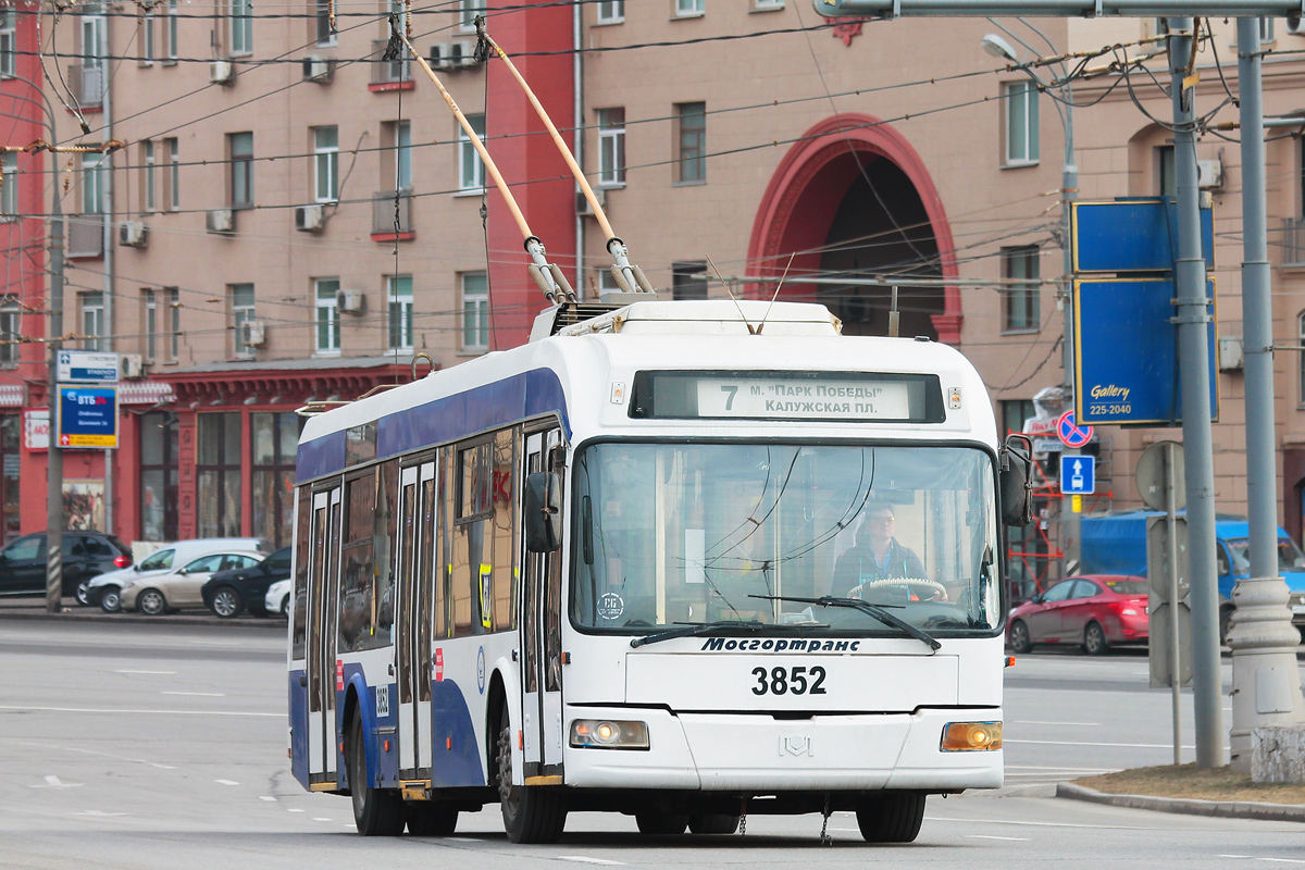 Moskva, BKM 321 Br. 3852