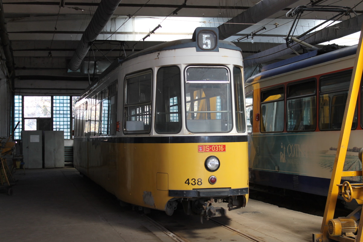 Iaşi, Esslingen GT4 Br. 438