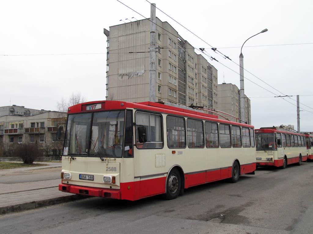Вильнюс, Škoda 14Tr13/6 № 2588
