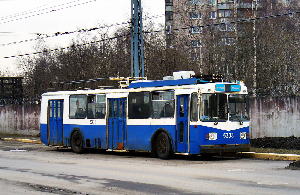 Санкт-Петербург, ЗиУ-682Г [Г00] № 5303