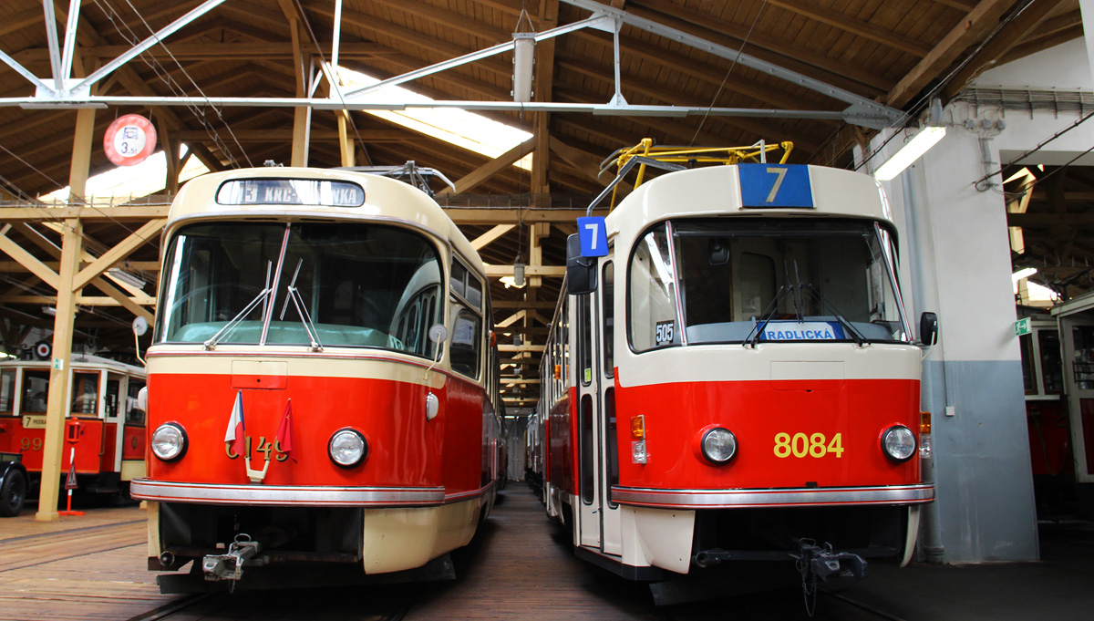 Прага, Tatra T3M № 8084; Прага, Tatra T3 № 6149