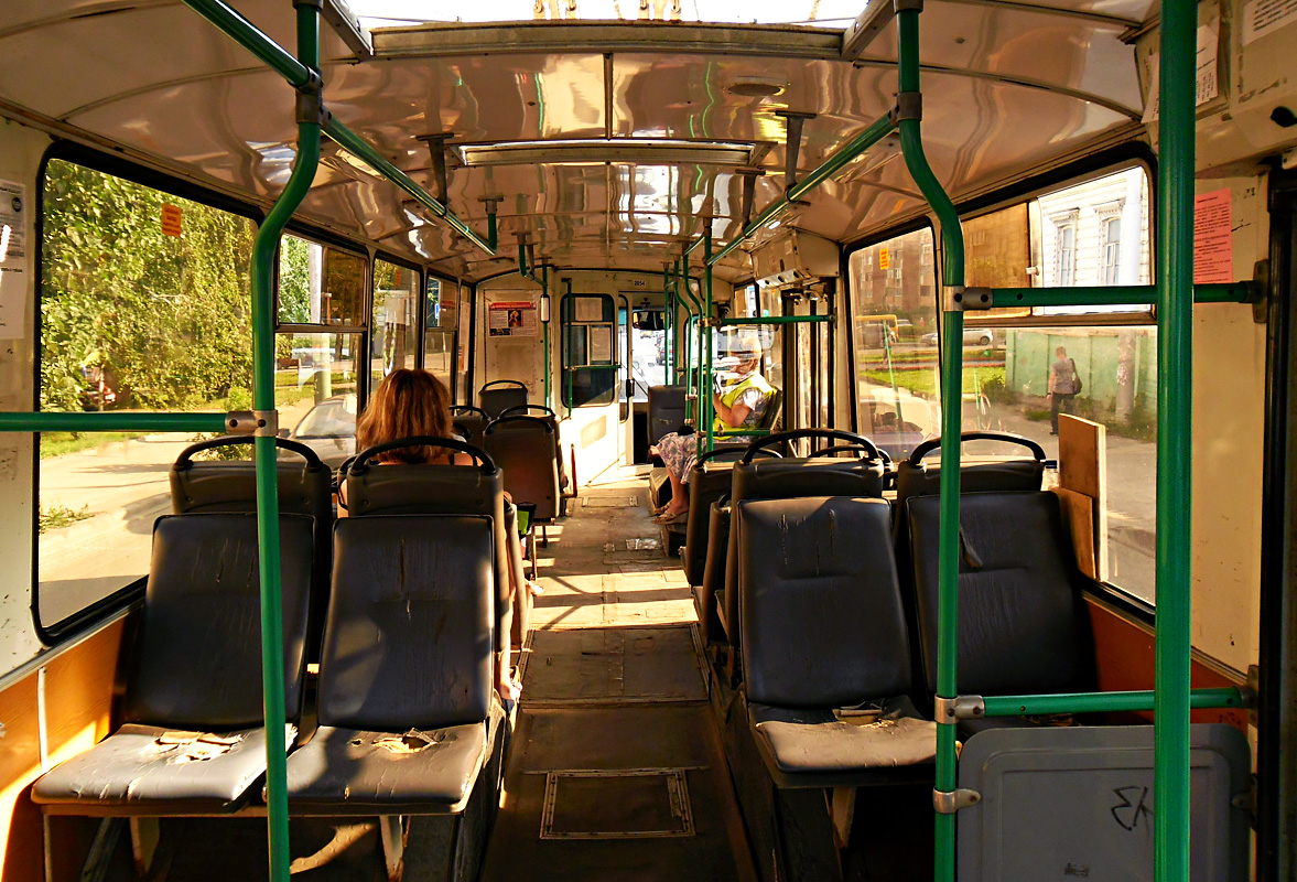 Penza, ZiU-682G-016.02 Nr 2054