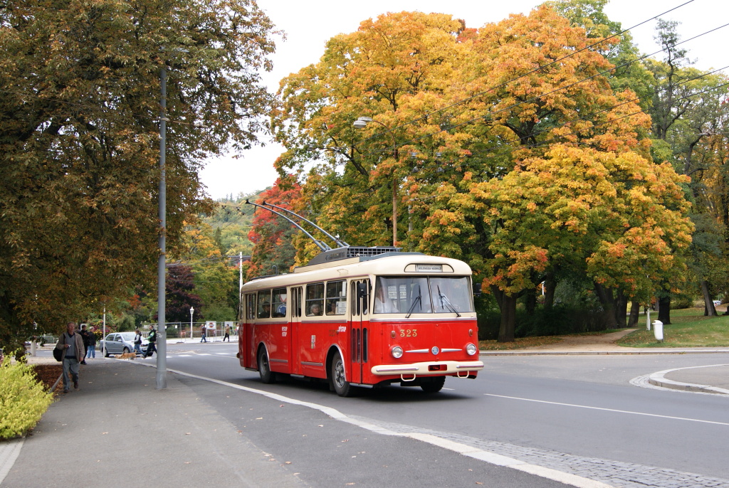 Пльзень, Škoda 9TrHT26 № 323; Марианске-Лазне — Троллейбусы из других городов