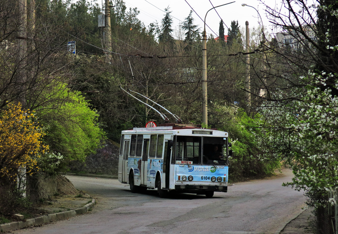 Krymski trolejbus, Škoda 14Tr89/6 Nr 6104