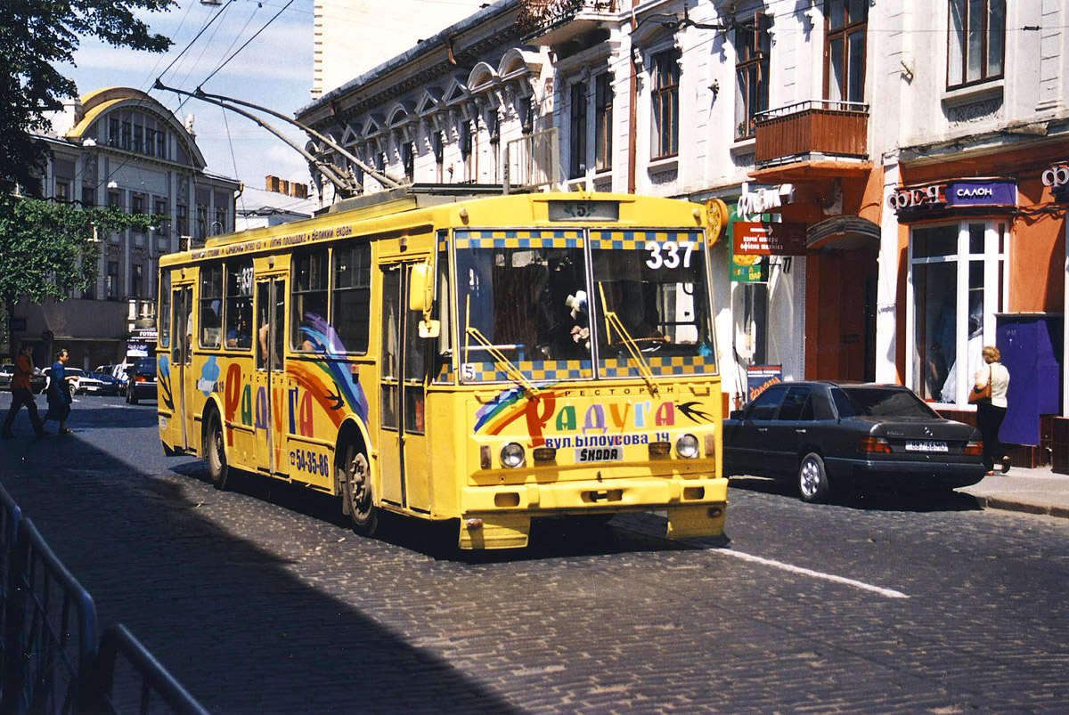 Чернівці, Škoda 14Tr07 № 337 Чернівці, Škoda 14Tr07 № 337