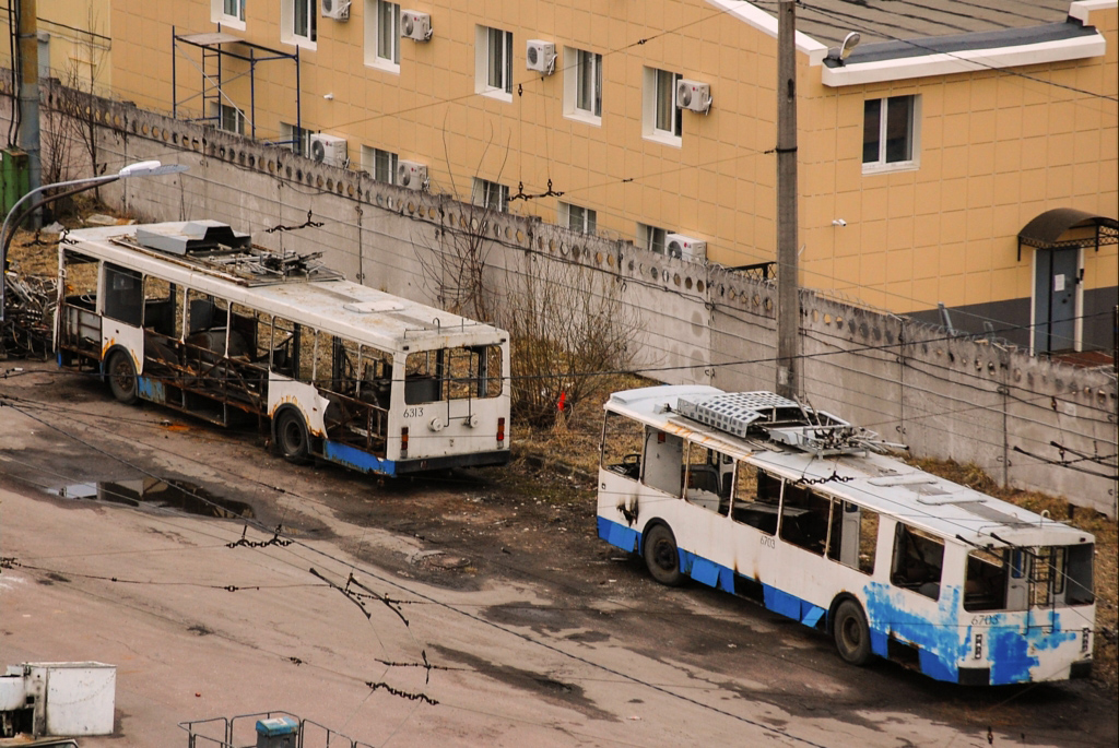 Санкт-Петербург, ВМЗ-5298-20 № 6313; Санкт-Петербург, АКСМ 101ПС № 6703