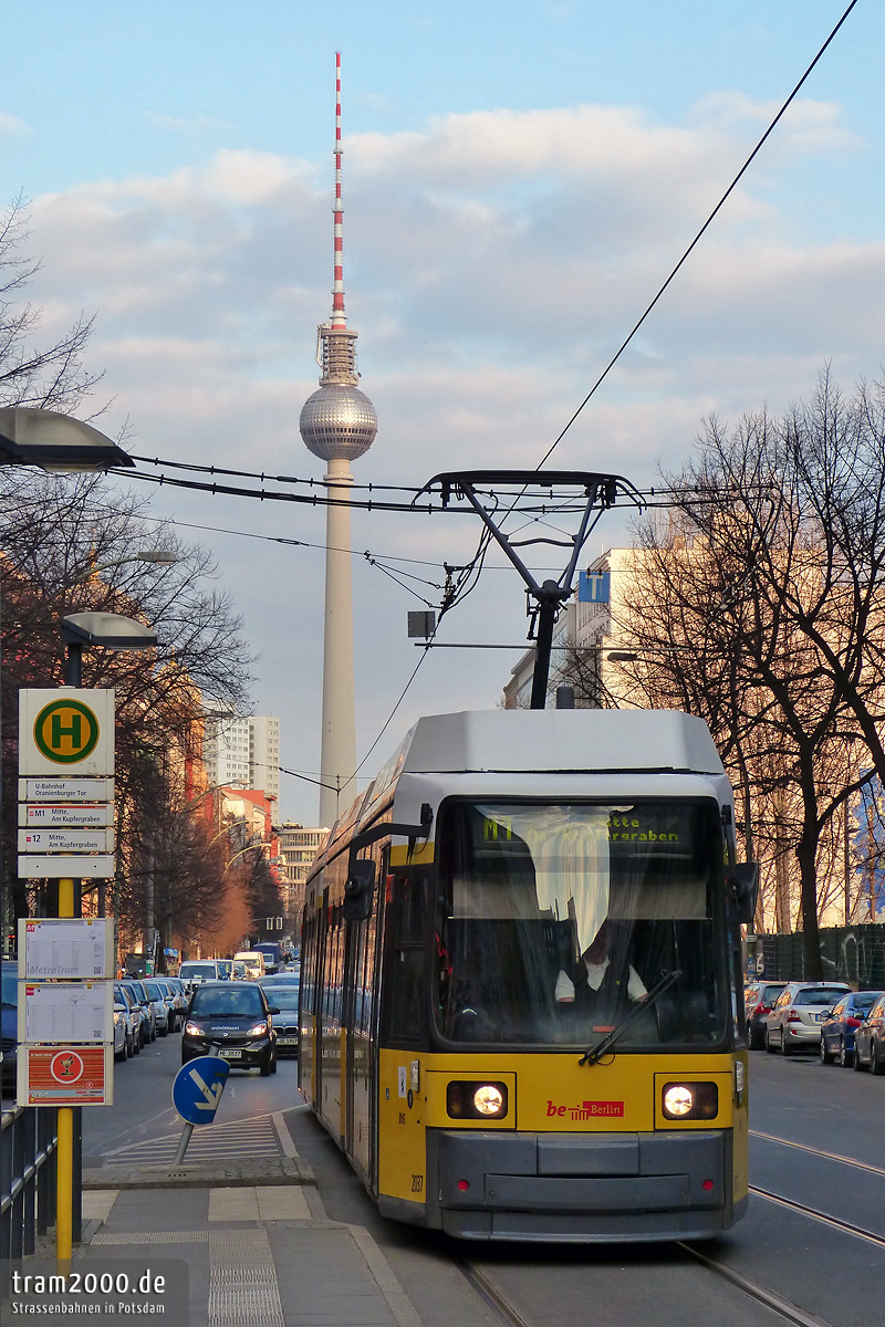 Берлин, Bombardier GT6N-ZR № 2037