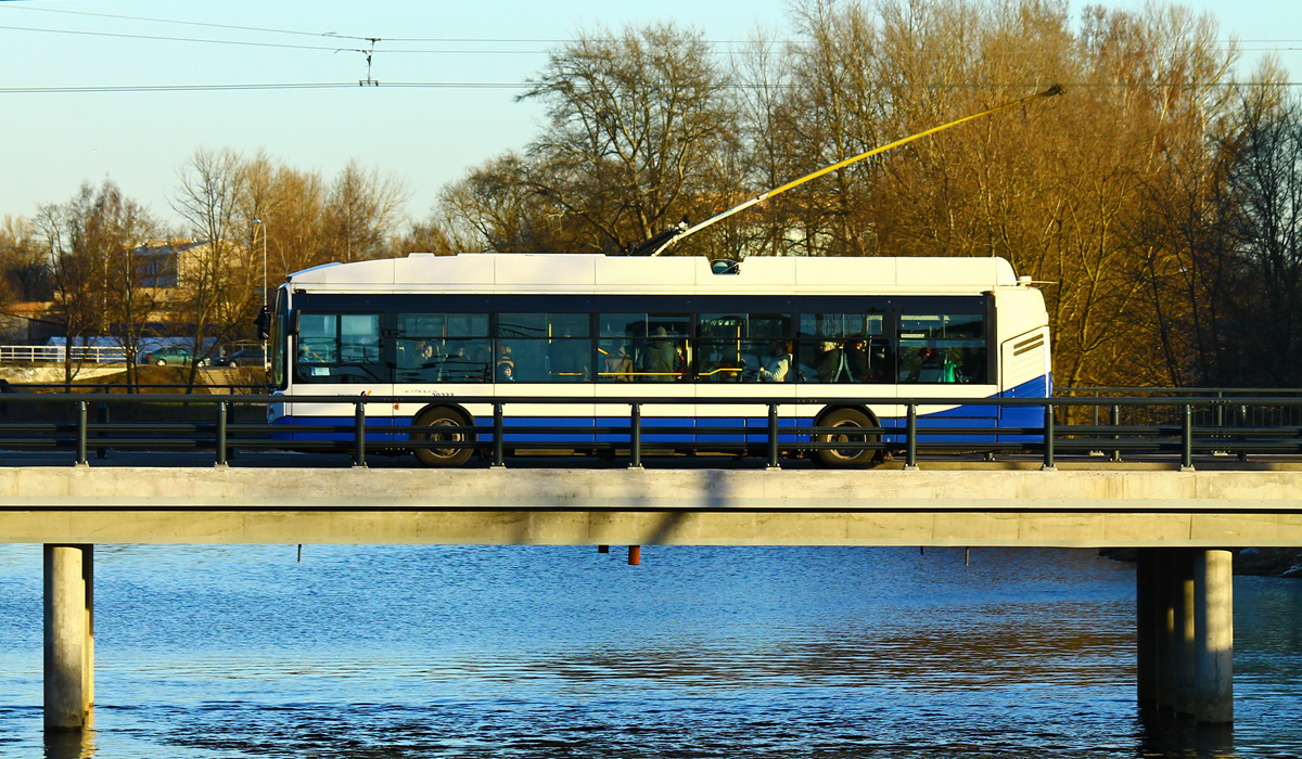 Рига, Škoda 24Tr Irisbus Citelis № 29233; Рига — Троллейбусные линии и инфраструктура Рига, Škoda 24Tr Irisbus Citelis № 29233; Рига — Троллейбусные линии и инфраструктура