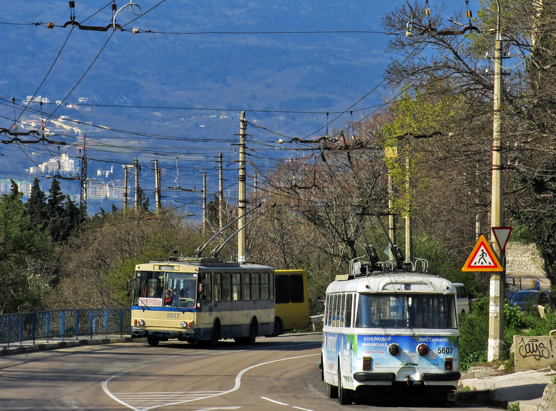 克里米亚无轨电车, Škoda 14Tr02/6 # 8053; 克里米亚无轨电车, Škoda 9Tr24 # 5607
