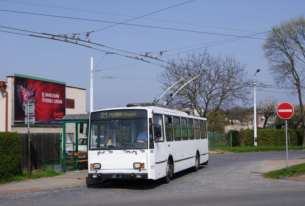 Pardubice, Škoda 14Tr17/6M č. 382