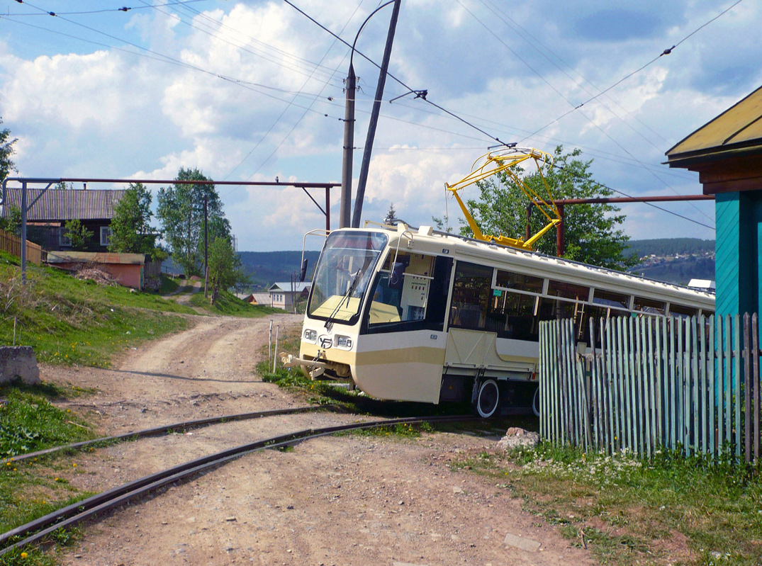 Ангарск, 71-619КТ № 207; Усть-Катав — Новые вагоны 71-619