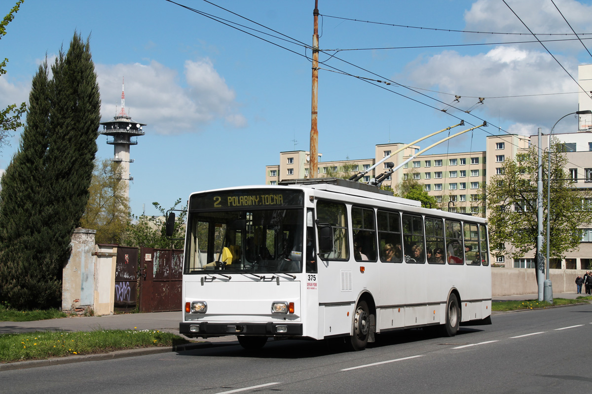 Pardubice, Škoda 14Tr13/6M — 375