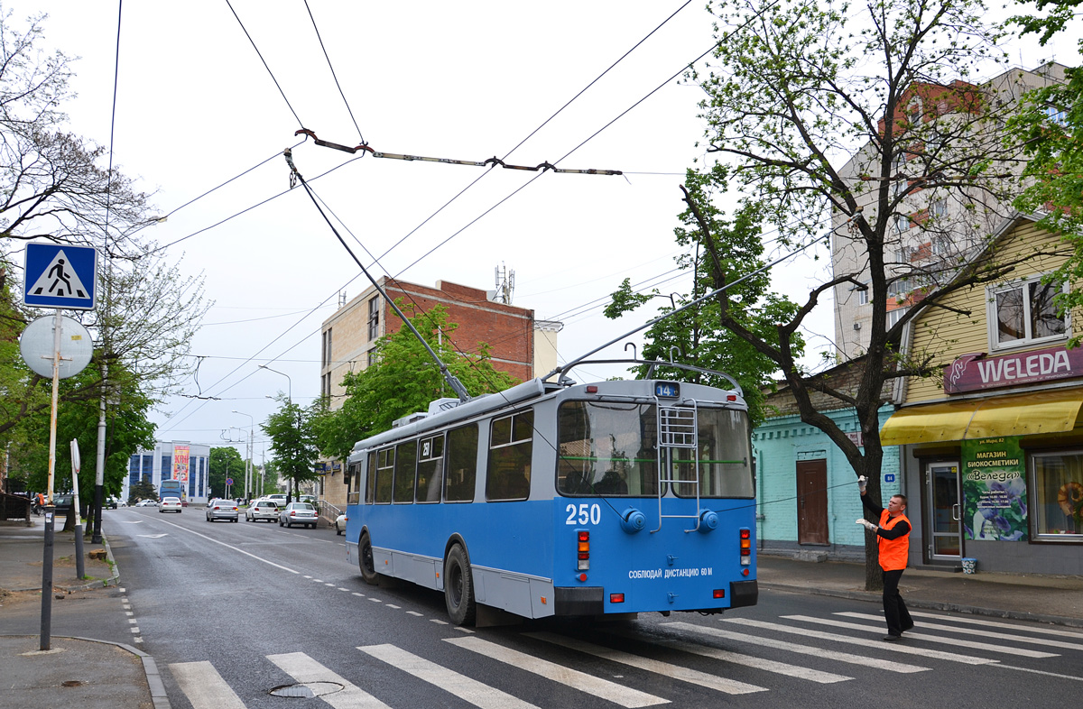 Краснодар, ЗиУ-682Г-016.04 № 250