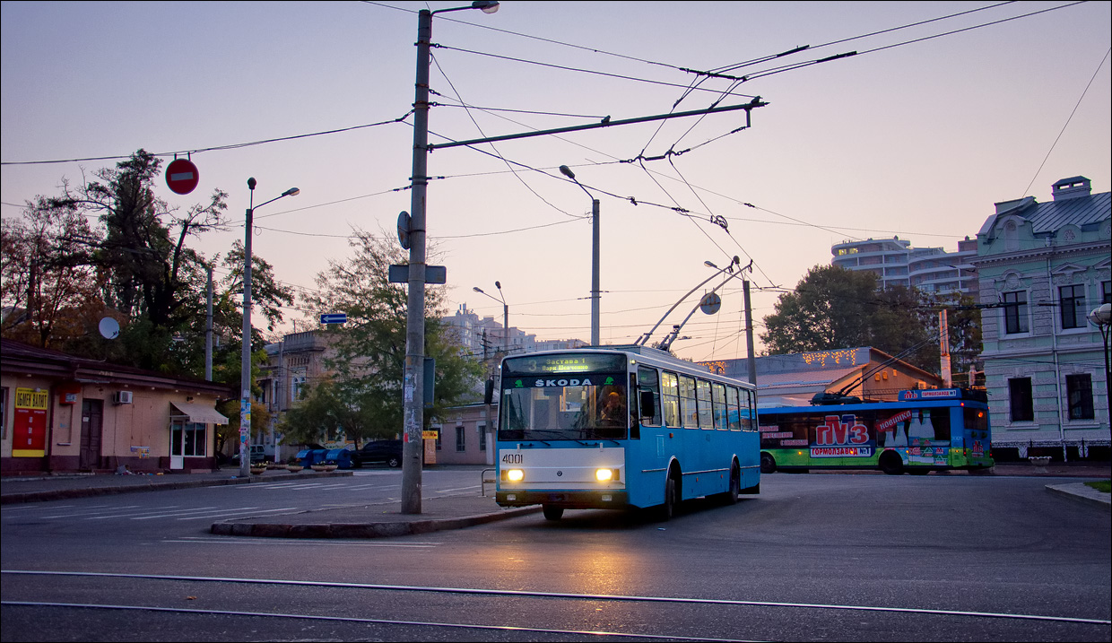 Одесса, Škoda 14Tr17/6M № 4001