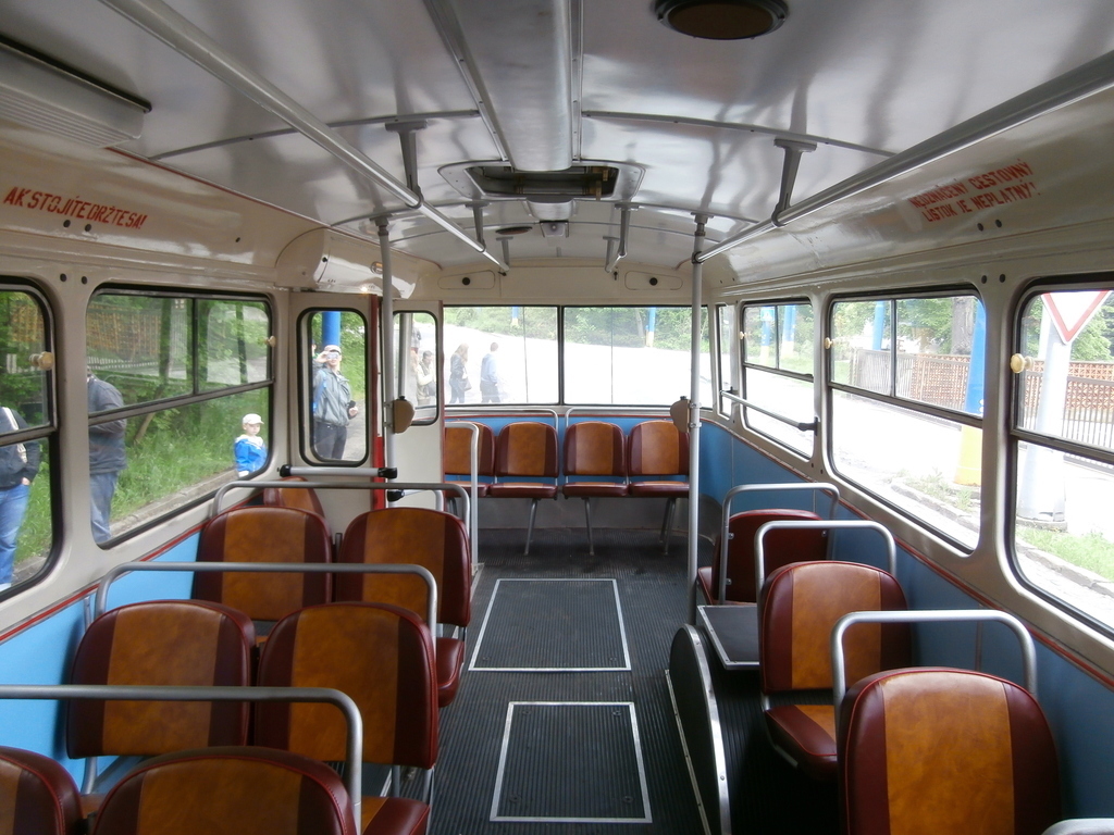 Bratislava, Škoda 9TrHT28 # 53