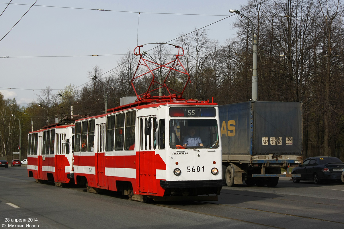 Санкт-Петербург, ЛМ-68М № 5681