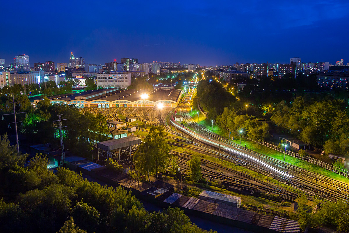 Москва — Метрополитен — [4] Филёвская линия