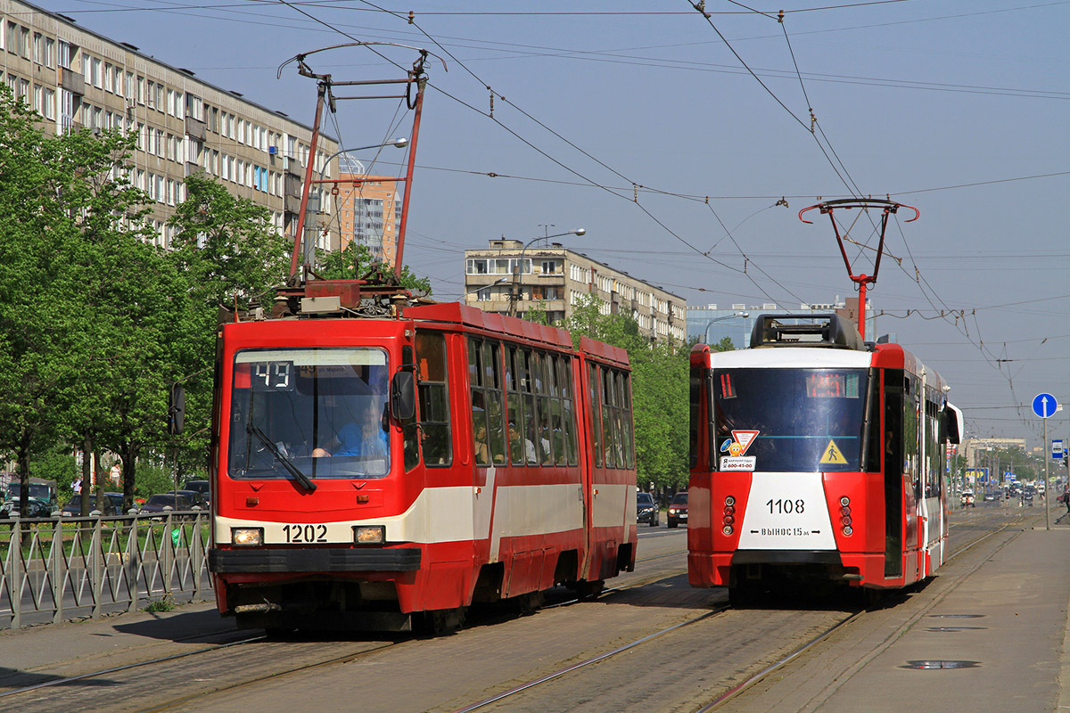 Санкт-Петербург, 71-147А (ЛВС-97А) № 1202; Санкт-Петербург, 71-152 (ЛВС-2005) № 1108