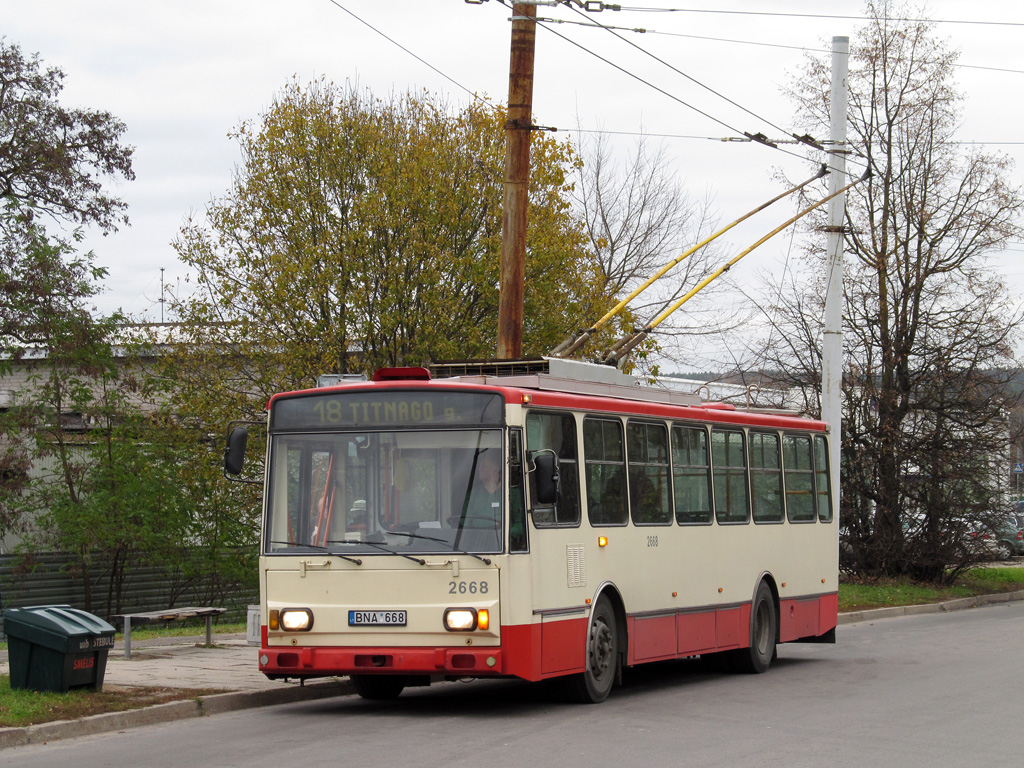 Вильнюс, Škoda 14Tr17/6M № 2668