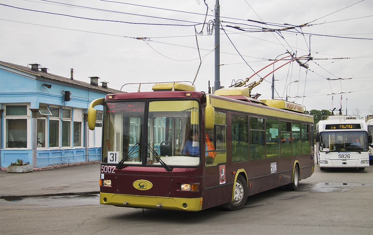 Moskva, MTrZ-5238 č. 5002