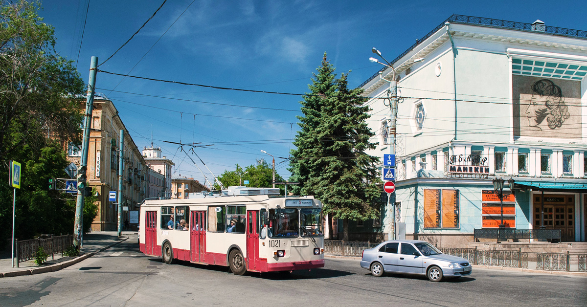 Челябинск, ЗиУ-682Г-016 (017) № 1021