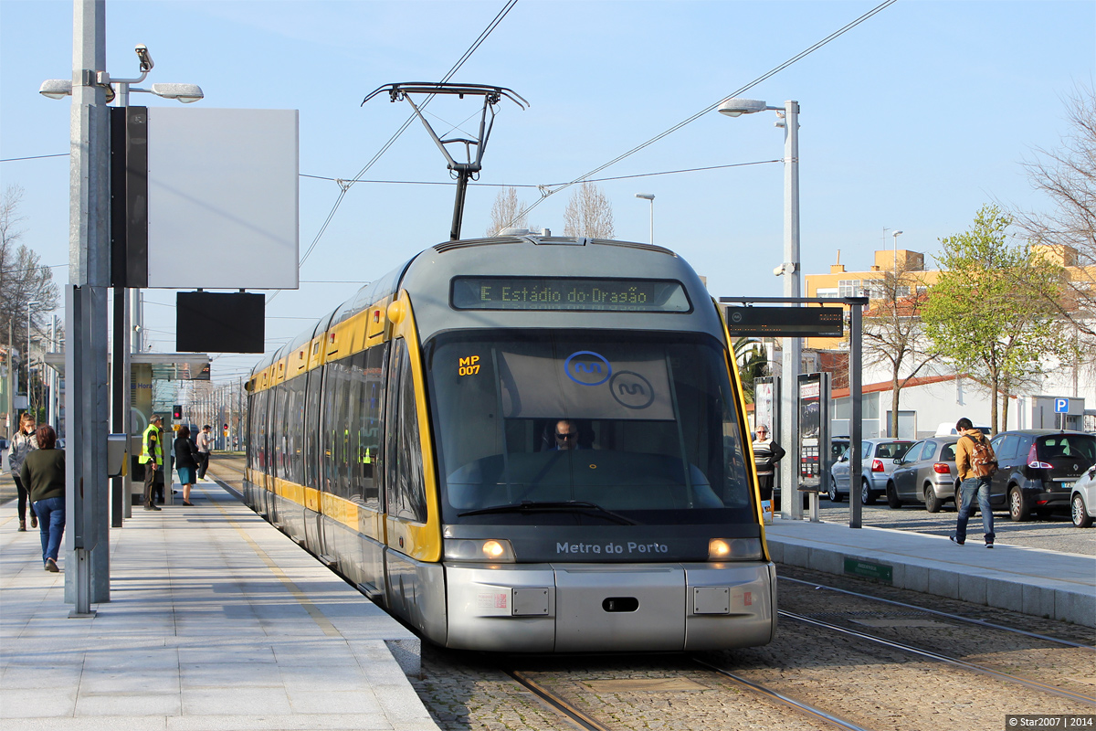 Порту, Bombardier Eurotram (Flexity Outlook) № MP007