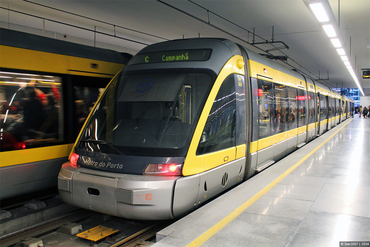 Порту, Bombardier Eurotram (Flexity Outlook) № MP045