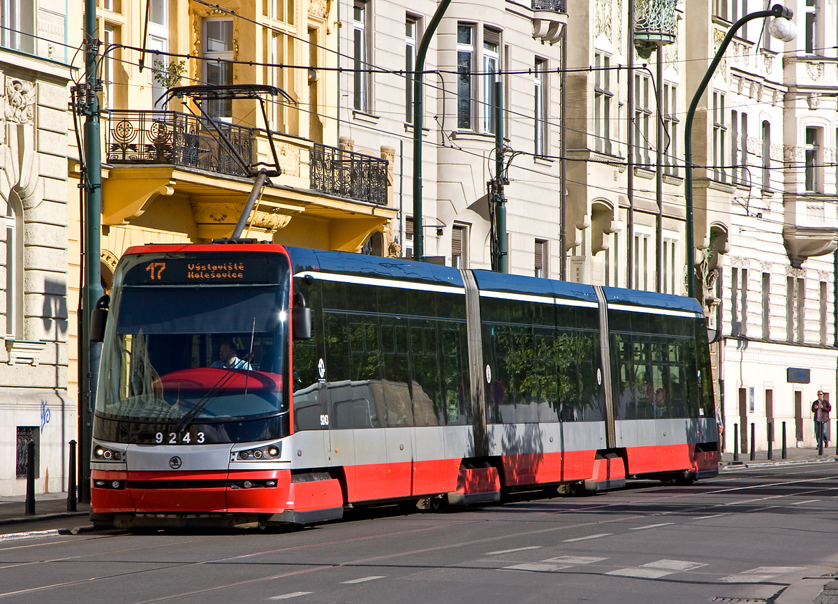 Прага, Škoda 15T3B ForCity Alfa Praha № 9243