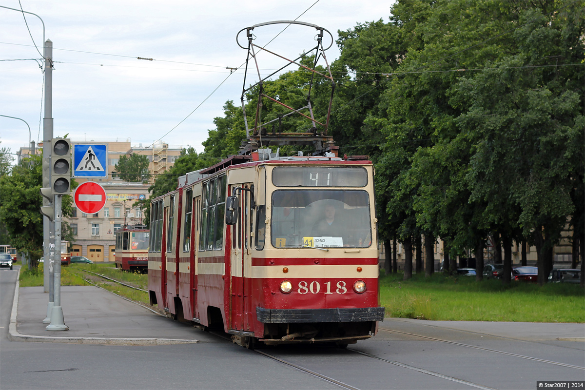 Saint-Petersburg, LVS-86K № 8018