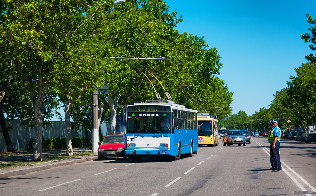 Odesa, Škoda 14Tr17/6M # 4001