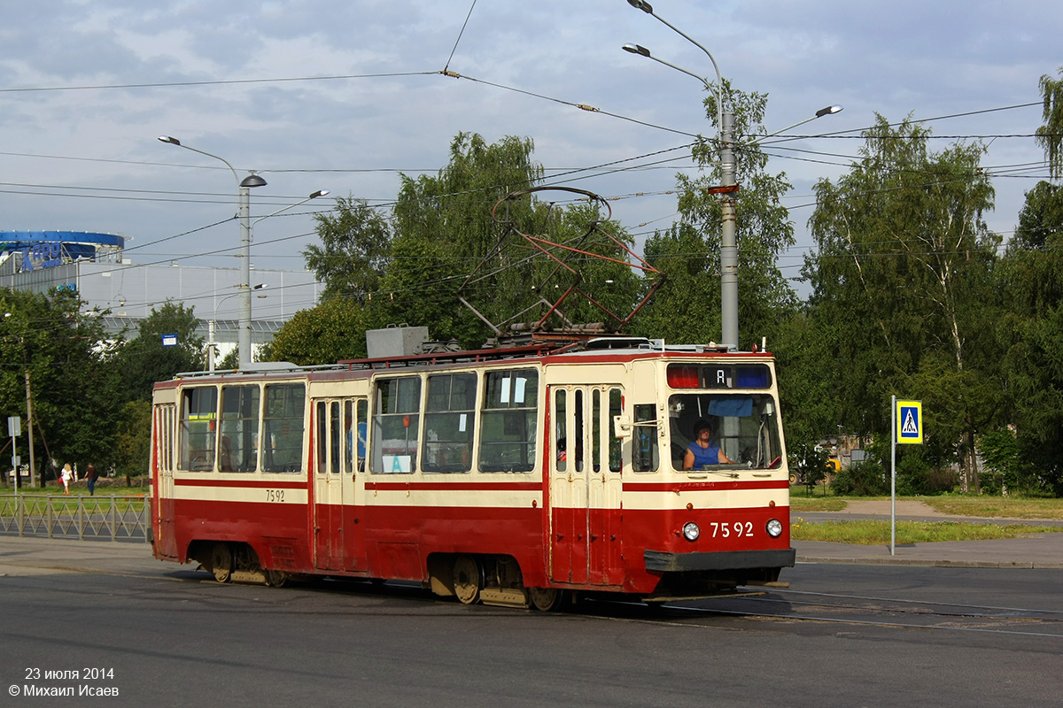 Санкт-Петербург, ЛМ-68М № 7592
