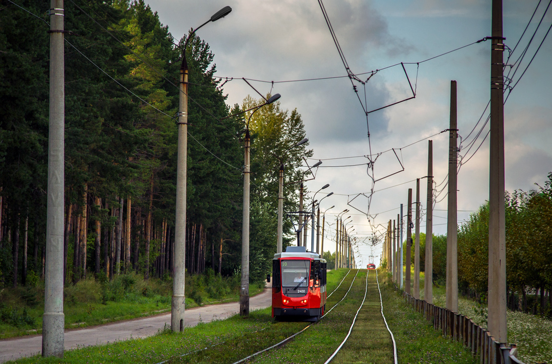 Izhevsk, Tatra KT4DM Br. 2400