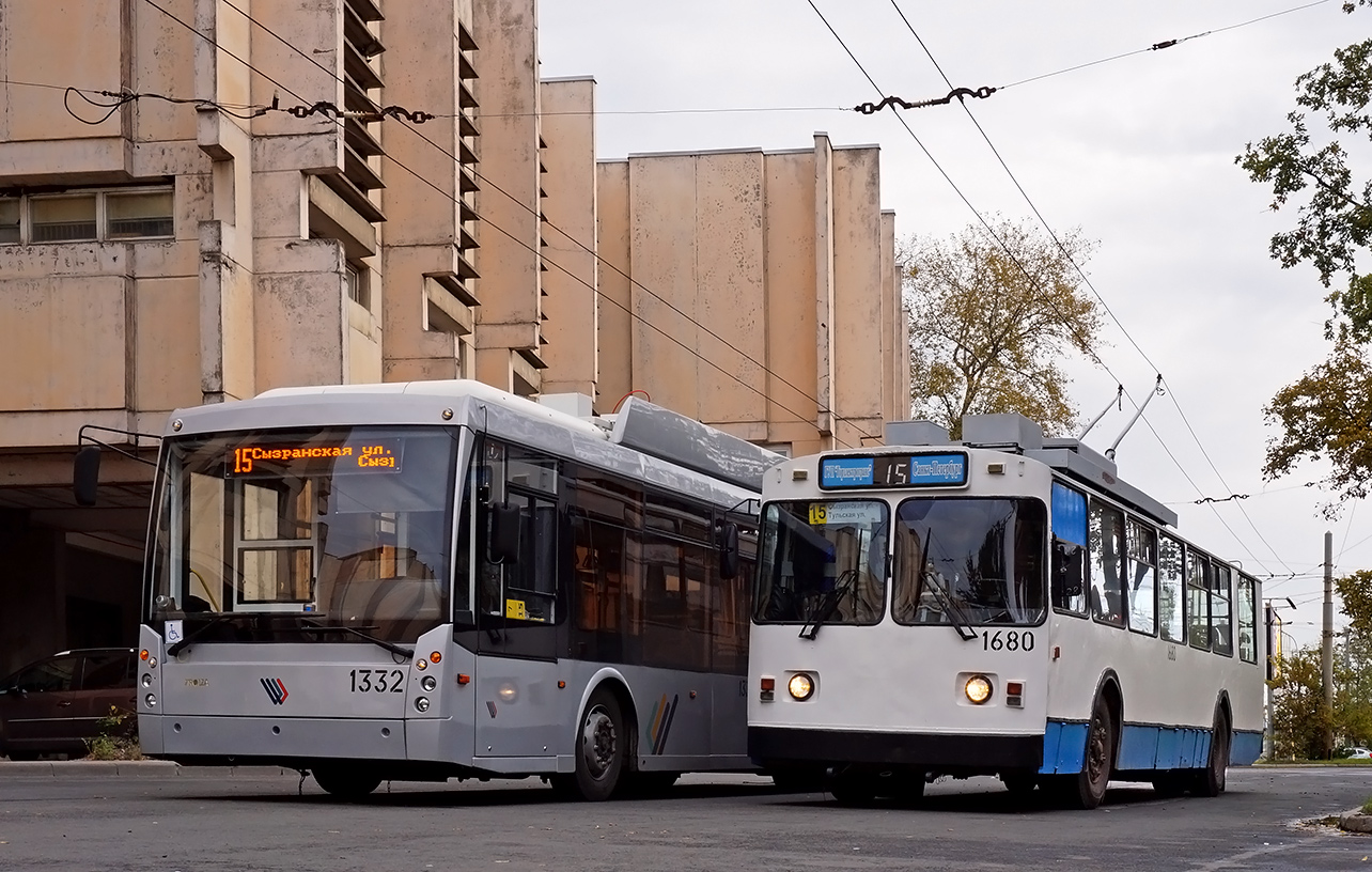 Санкт-Петербург, Тролза-5265.00 «Мегаполис» № 1332; Санкт-Петербург, ВМЗ-170 № 1680