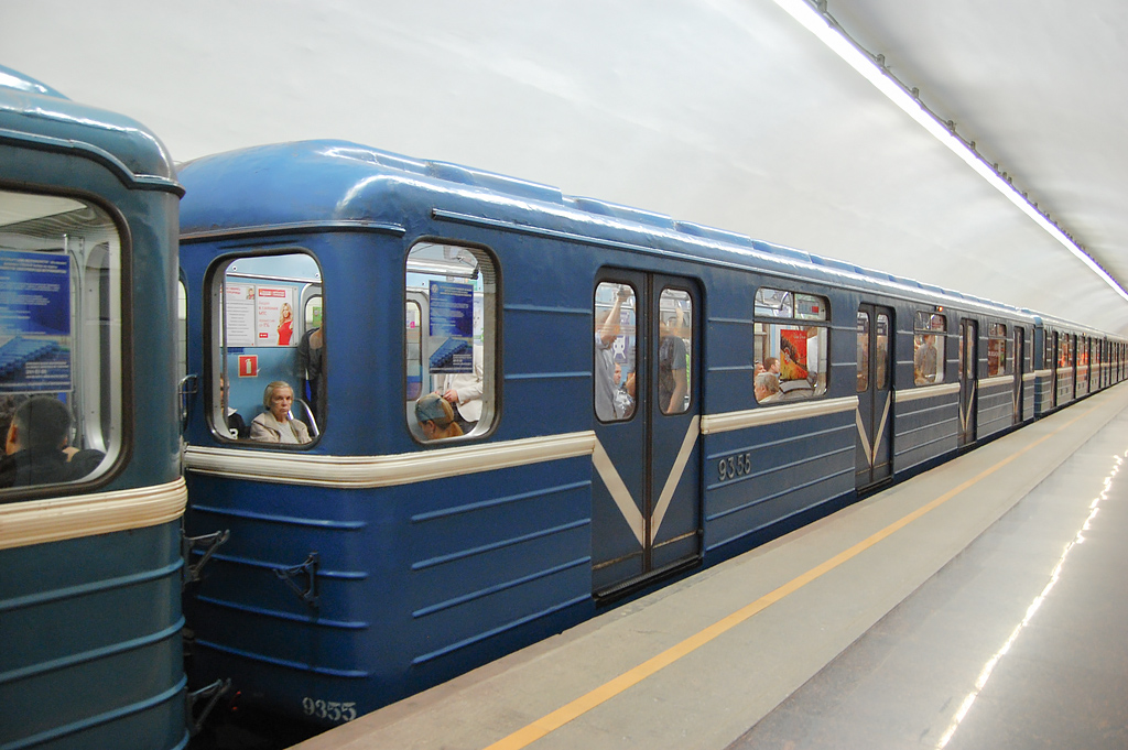 聖彼德斯堡, 81-714 (MMZ) # 9355