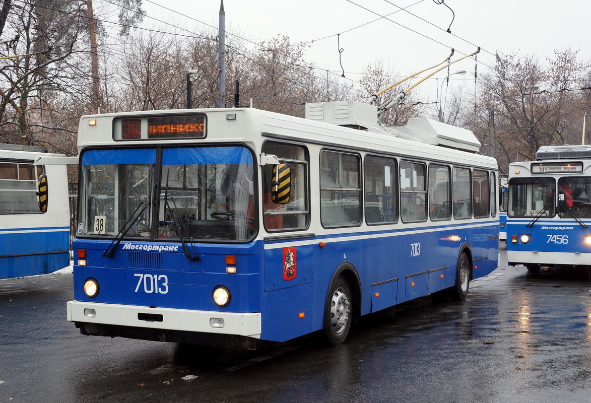 Москва, МТрЗ-5279-0000010 № 7013 Москва, МТрЗ-5279-0000010 № 7013