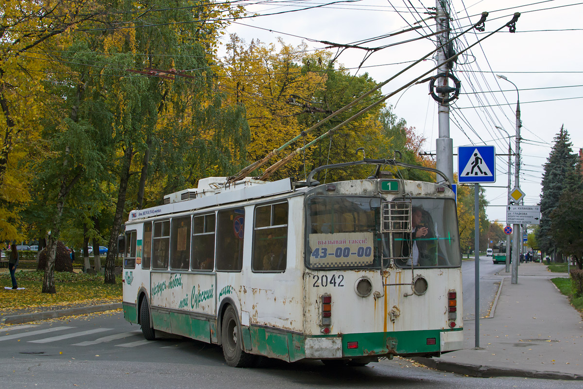 Пенза, ЗиУ-682Г-016.02 № 2042