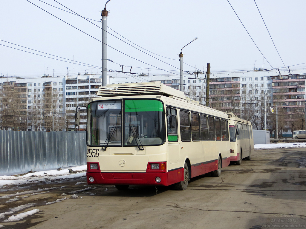 Челябинск, ЛиАЗ-5280 (ВЗТМ) № 2556