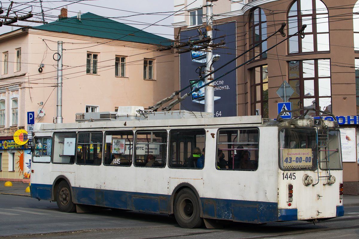 Пенза, ЗиУ-682Г-016 (017) № 1445