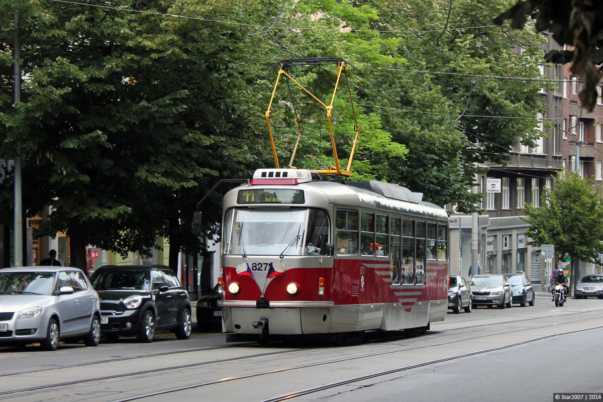 Prága, Tatra T3R.PLF — 8272