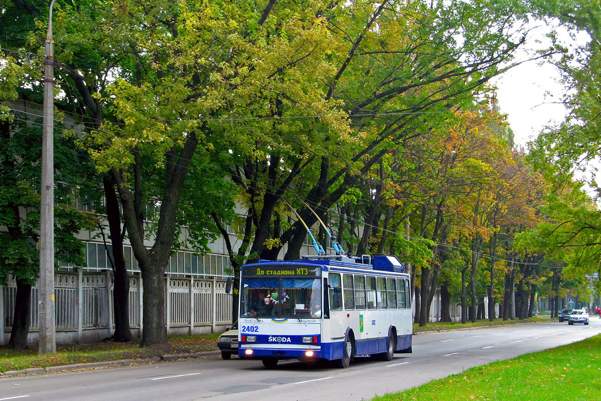 Harkova, Škoda 14Tr18/6M # 2402