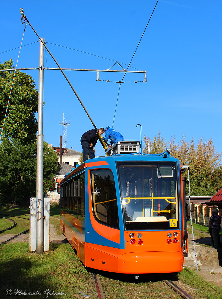 Даугавпилс, 71-623-02 № 001