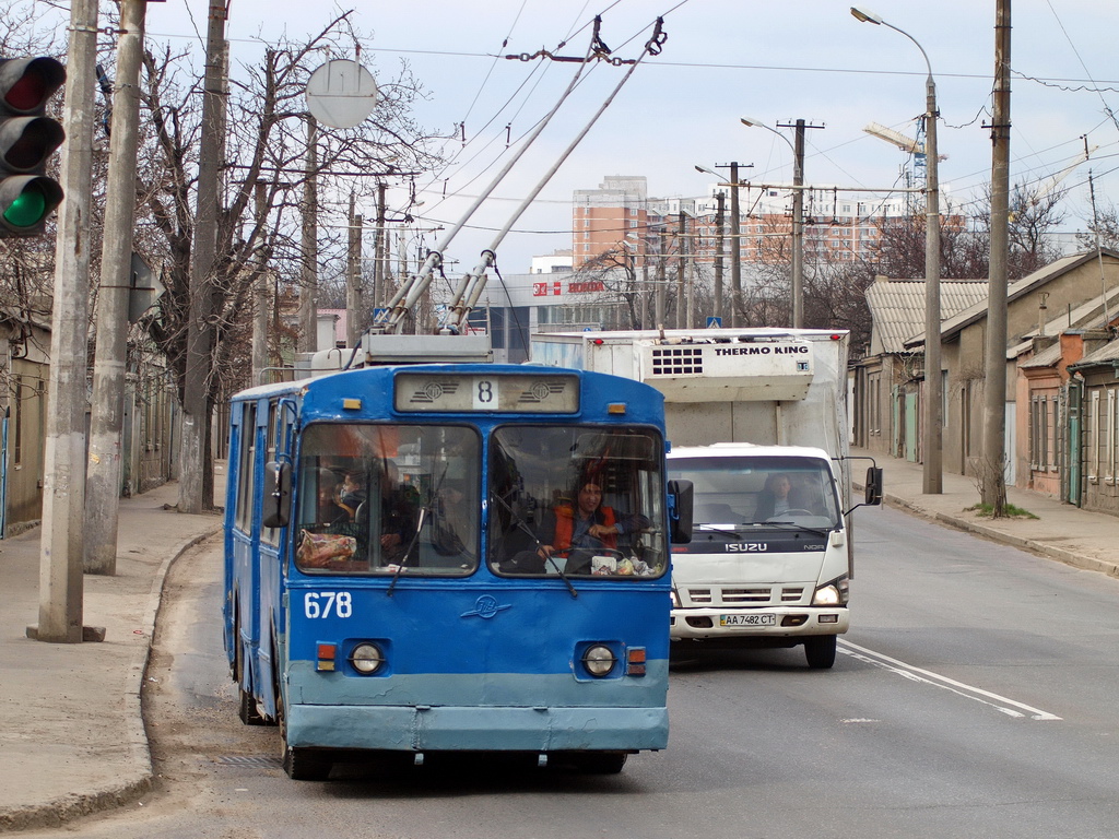 Одесса, ЗиУ-682В-012 [В0А] № 678