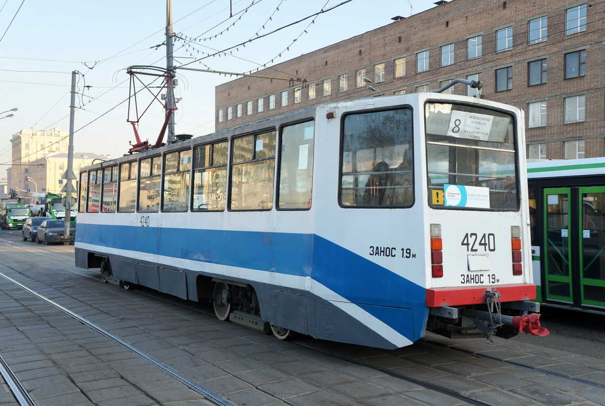 Москва, 71-608КМ № 4240