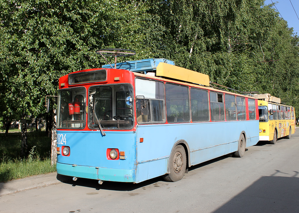 Челябинск, ЗиУ-682Г [Г00] № 2824